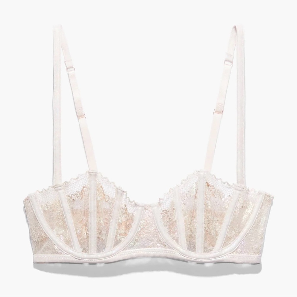 Savage X Fenty Sheer Lace Underwire Bra in Ivory